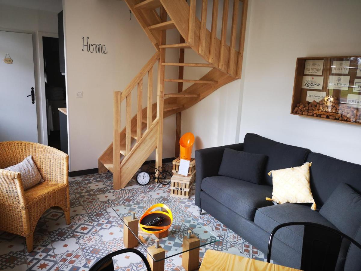 La Bertonnerie en Champagne Bed & Breakfast Prunay Bagian luar foto
