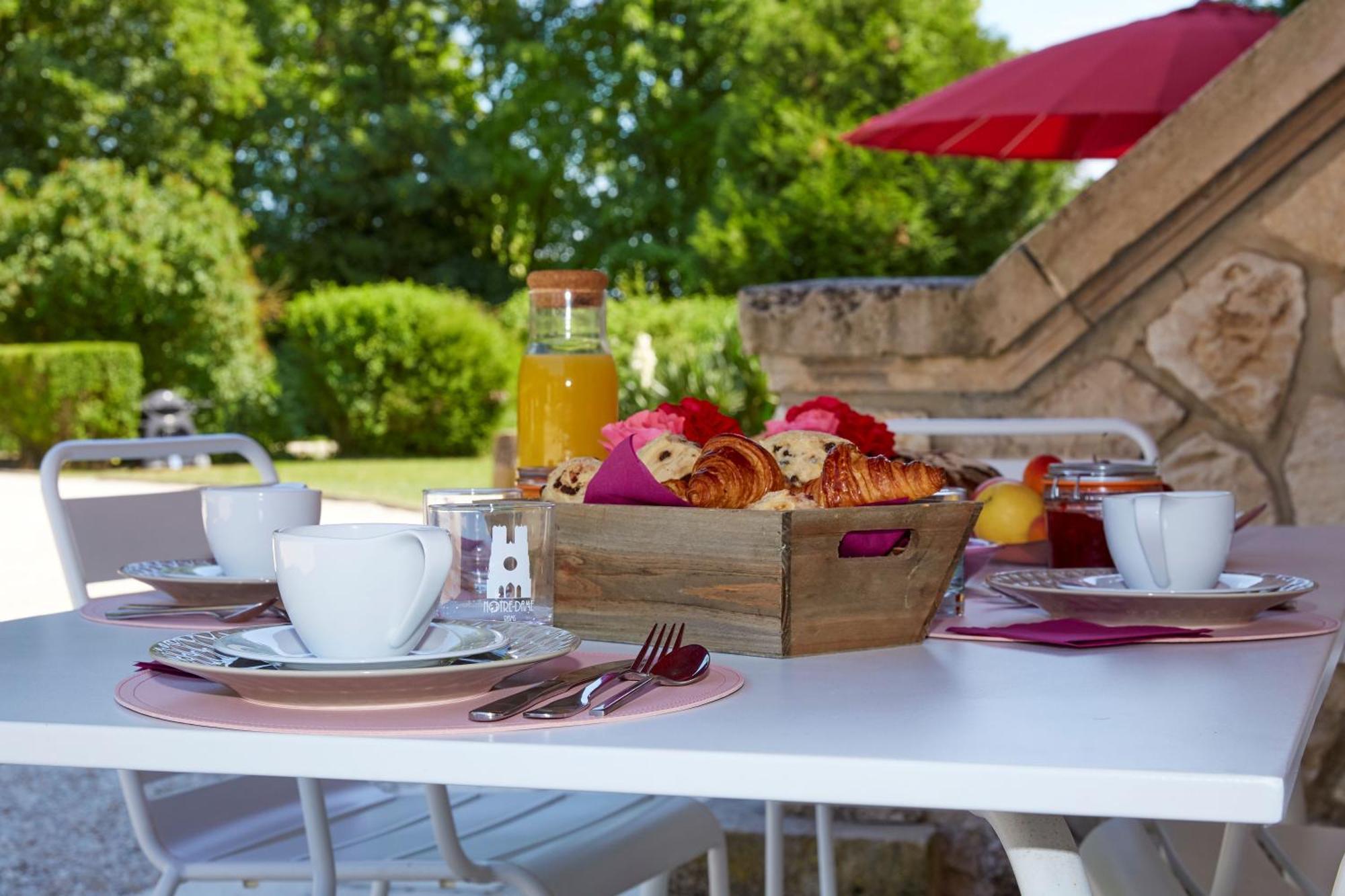 La Bertonnerie en Champagne Bed & Breakfast Prunay Bagian luar foto